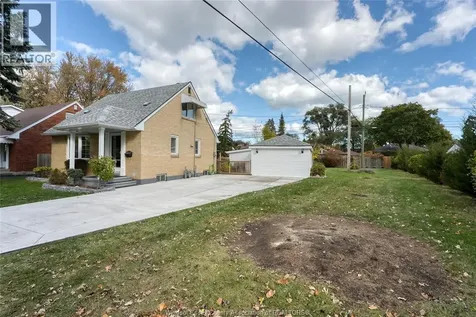 994 Edward Avenue Windsor ON N8S 2Z8