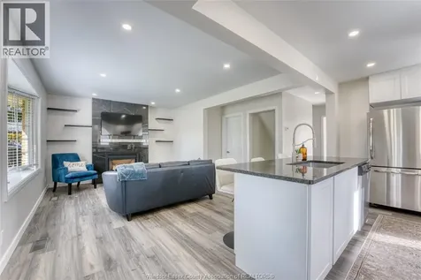 994 Edward Avenue Windsor ON N8S 2Z8