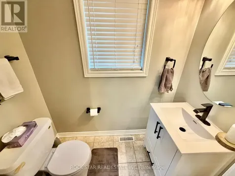 416 Orvis Crescent Shelburne ON L9V 3E6
