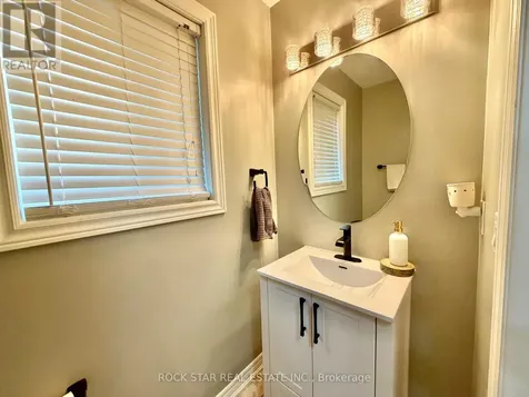416 Orvis Crescent Shelburne ON L9V 3E6