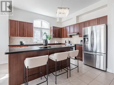 69 Morland Crescent Aurora ON L4G 7Z2
