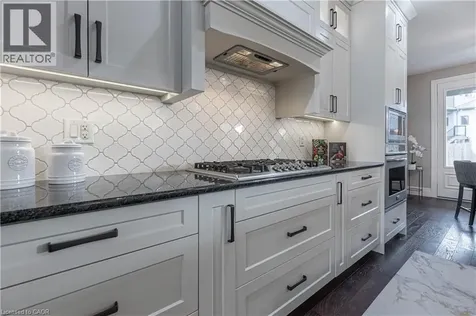 2719 Torrey Pines Way London ON N6G 0K5