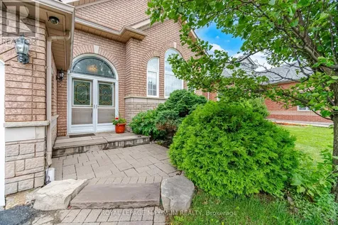 34 Kirkwood Crescent Caledon ON L7C 1B8