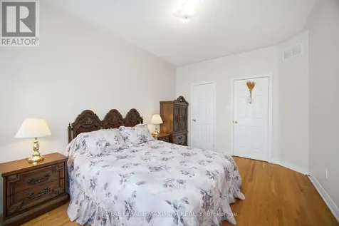 34 Kirkwood Crescent Caledon ON L7C 1B8