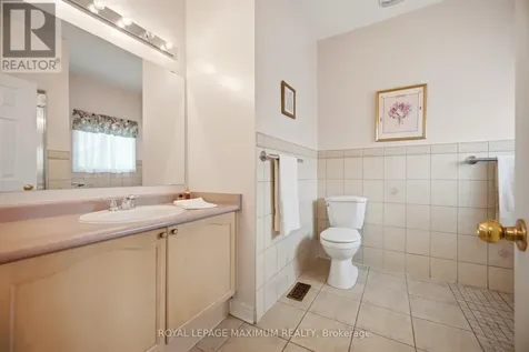 34 Kirkwood Crescent Caledon ON L7C 1B8