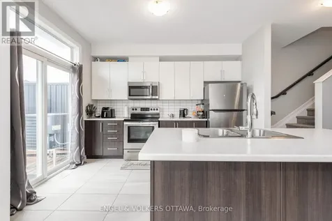 517 Galmoy Way Ottawa ON K2J 6V1