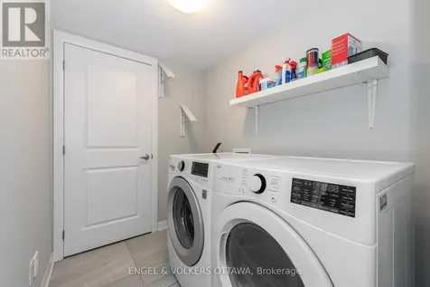 517 Galmoy Way Ottawa ON K2J 6V1