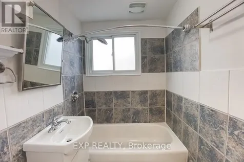 448 Holland Avenue Ottawa ON K1Y 0Z5