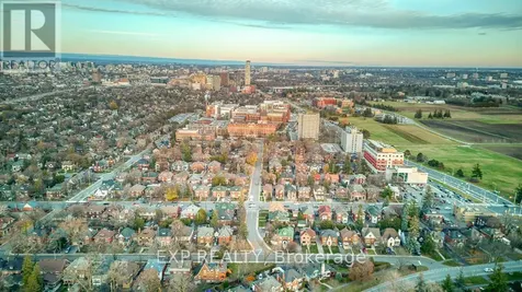 448 Holland Avenue Ottawa ON K1Y 0Z5