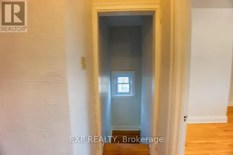 448 Holland Avenue Ottawa ON K1Y 0Z5
