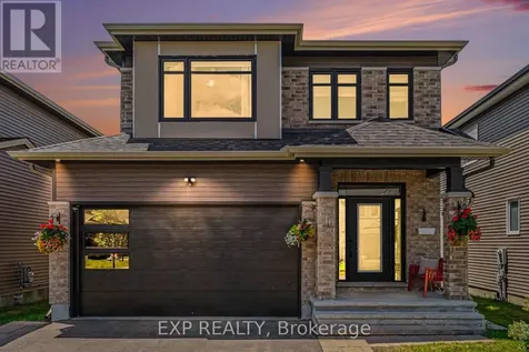 616 Moonflower Crescent Ottawa ON K1T 0X8