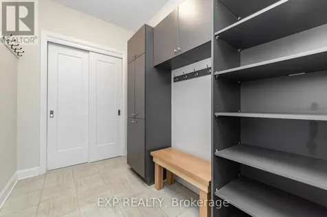 616 Moonflower Crescent Ottawa ON K1T 0X8