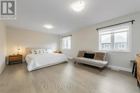 616 Moonflower Crescent Ottawa ON K1T 0X8