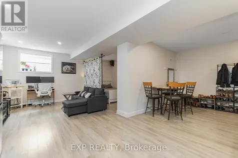 616 Moonflower Crescent Ottawa ON K1T 0X8