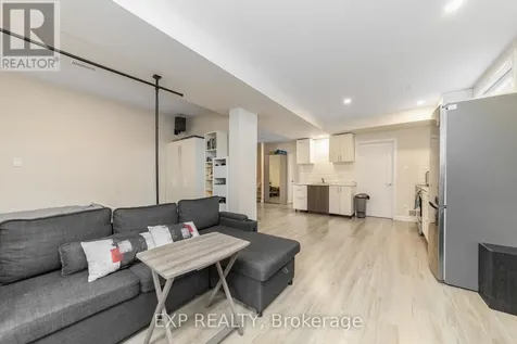 616 Moonflower Crescent Ottawa ON K1T 0X8
