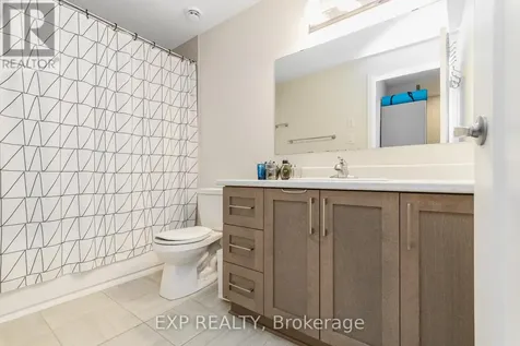 616 Moonflower Crescent Ottawa ON K1T 0X8