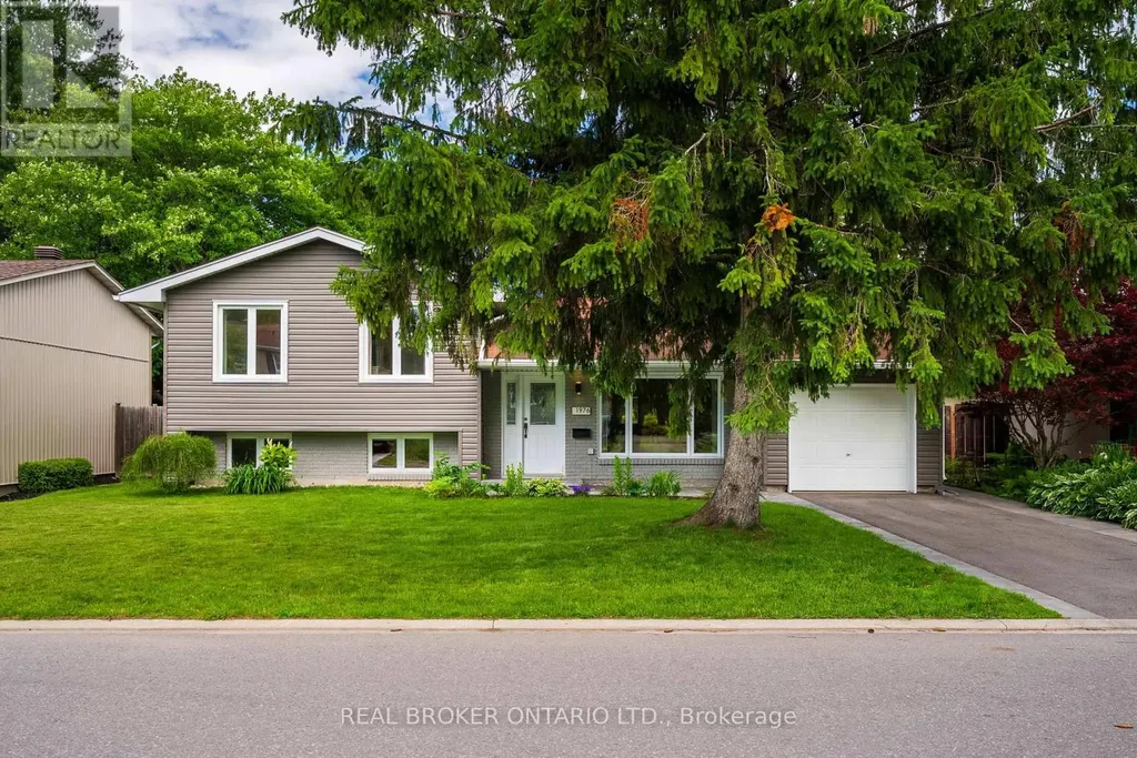 1976 Marquis Avenue Ottawa ON K1J 8J4