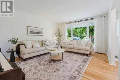 1976 Marquis Avenue Ottawa ON K1J 8J4