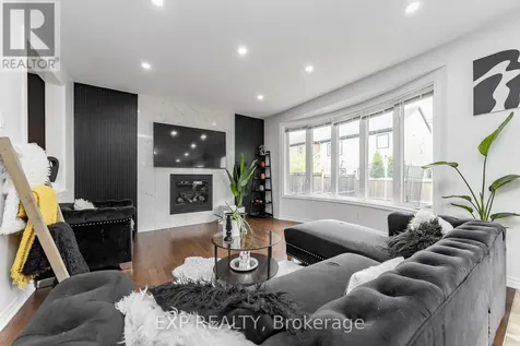 155 Lily Pond Street Ottawa ON K2M 0J5