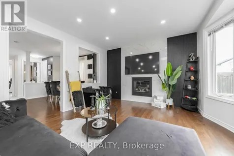 155 Lily Pond Street Ottawa ON K2M 0J5