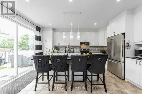 155 Lily Pond Street Ottawa ON K2M 0J5
