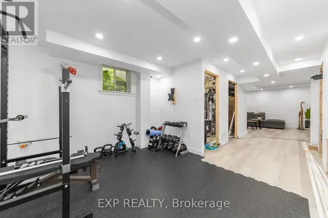 155 Lily Pond Street Ottawa ON K2M 0J5