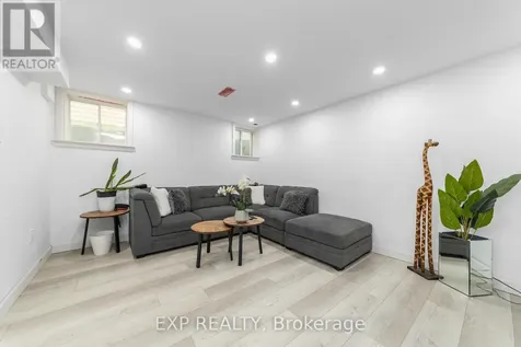 155 Lily Pond Street Ottawa ON K2M 0J5