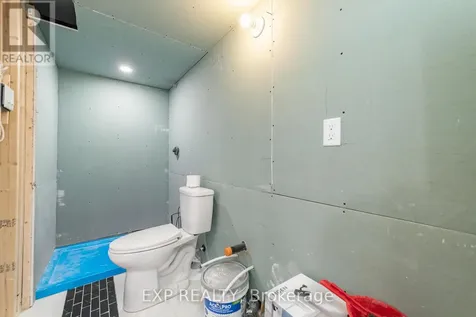155 Lily Pond Street Ottawa ON K2M 0J5