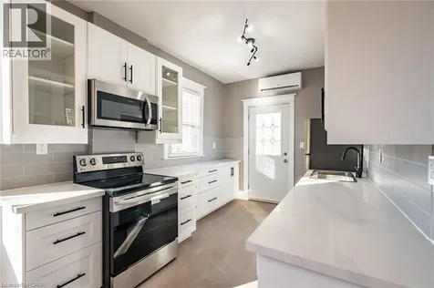 70 Robert Street Hamilton ON L8L 2P3