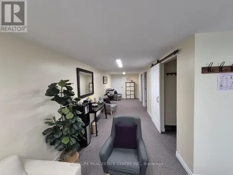 45 Dalkeith Drive Brantford ON N3P 1M1