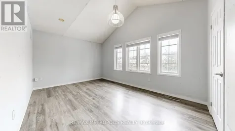 183 Valmont Court Hamilton (ancaster) ON L9G 5A1