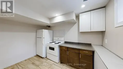 183 Valmont Court Hamilton (ancaster) ON L9G 5A1