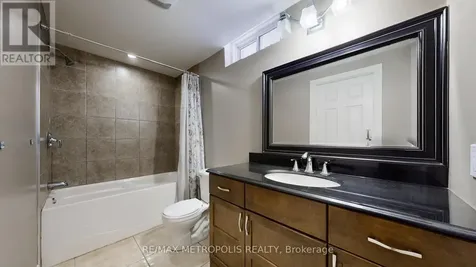 183 Valmont Court Hamilton (ancaster) ON L9G 5A1
