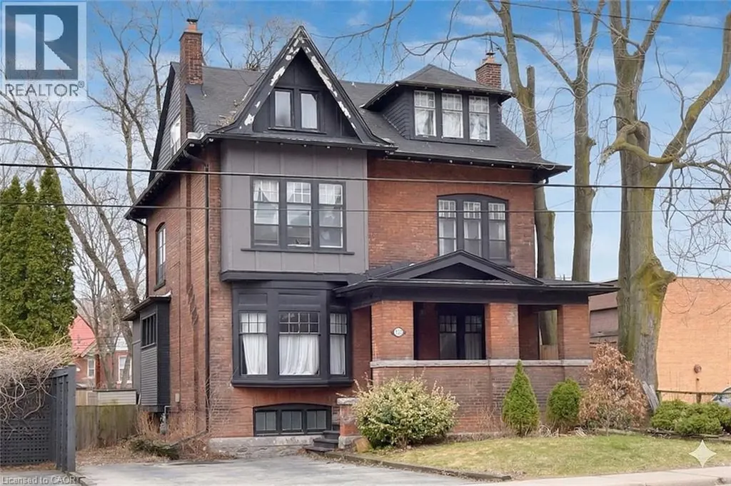 103 Sherman Avenue South Hamilton ON L8M 2P8