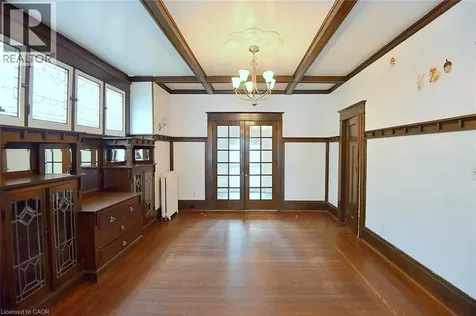 103 Sherman Avenue South Hamilton ON L8M 2P8