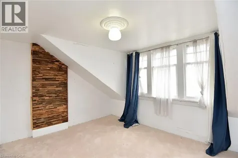 103 Sherman Avenue South Hamilton ON L8M 2P8