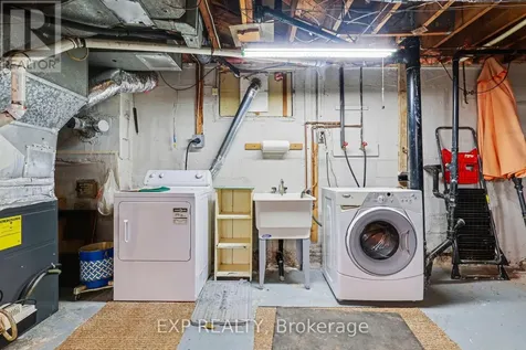 2511 Junction Avenue Ottawa ON K1V 8G9