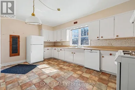 2511 Junction Avenue Ottawa ON K1V 8G9