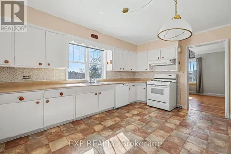 2511 Junction Avenue Ottawa ON K1V 8G9