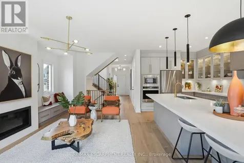 25 Rainey Drive East Luther Grand Valley ON L9W 0L7