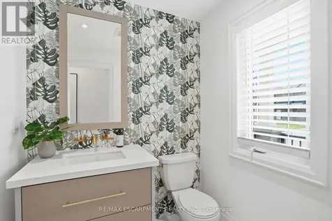 25 Rainey Drive East Luther Grand Valley ON L9W 0L7