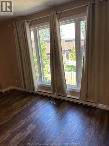 6266 Thornberry Crescent Windsor ON N8T 3A3