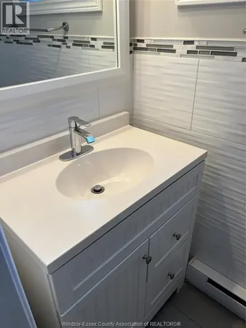 6266 Thornberry Crescent Windsor ON N8T 3A3