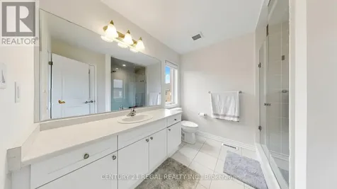 1403 Longspur Trail Pickering ON L1X 0N2