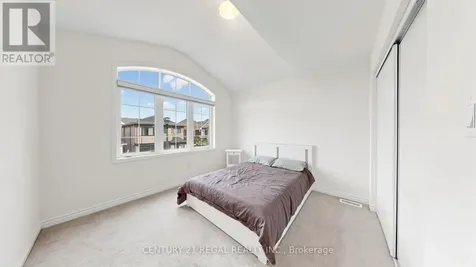 1403 Longspur Trail Pickering ON L1X 0N2