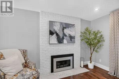 5 Caribou Avenue Ottawa ON K2S 1M5