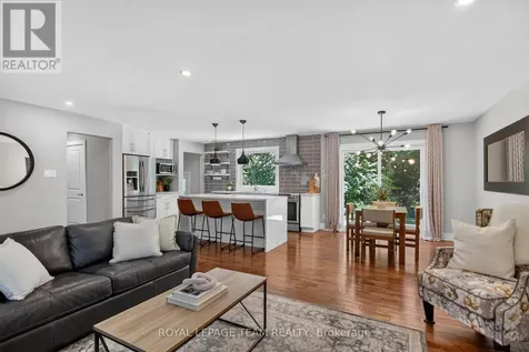 5 Caribou Avenue Ottawa ON K2S 1M5