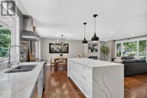 5 Caribou Avenue Ottawa ON K2S 1M5