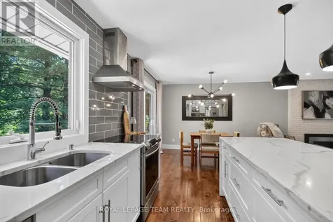 5 Caribou Avenue Ottawa ON K2S 1M5