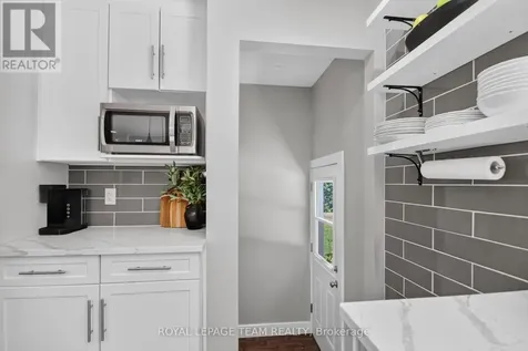 5 Caribou Avenue Ottawa ON K2S 1M5